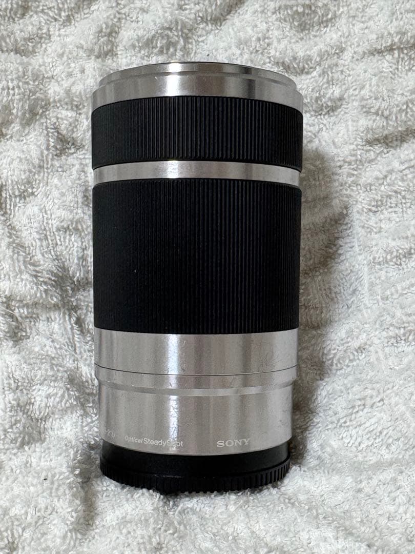 SONY E 55-210mm f/4.5-6.3 OSS ズームレンズ