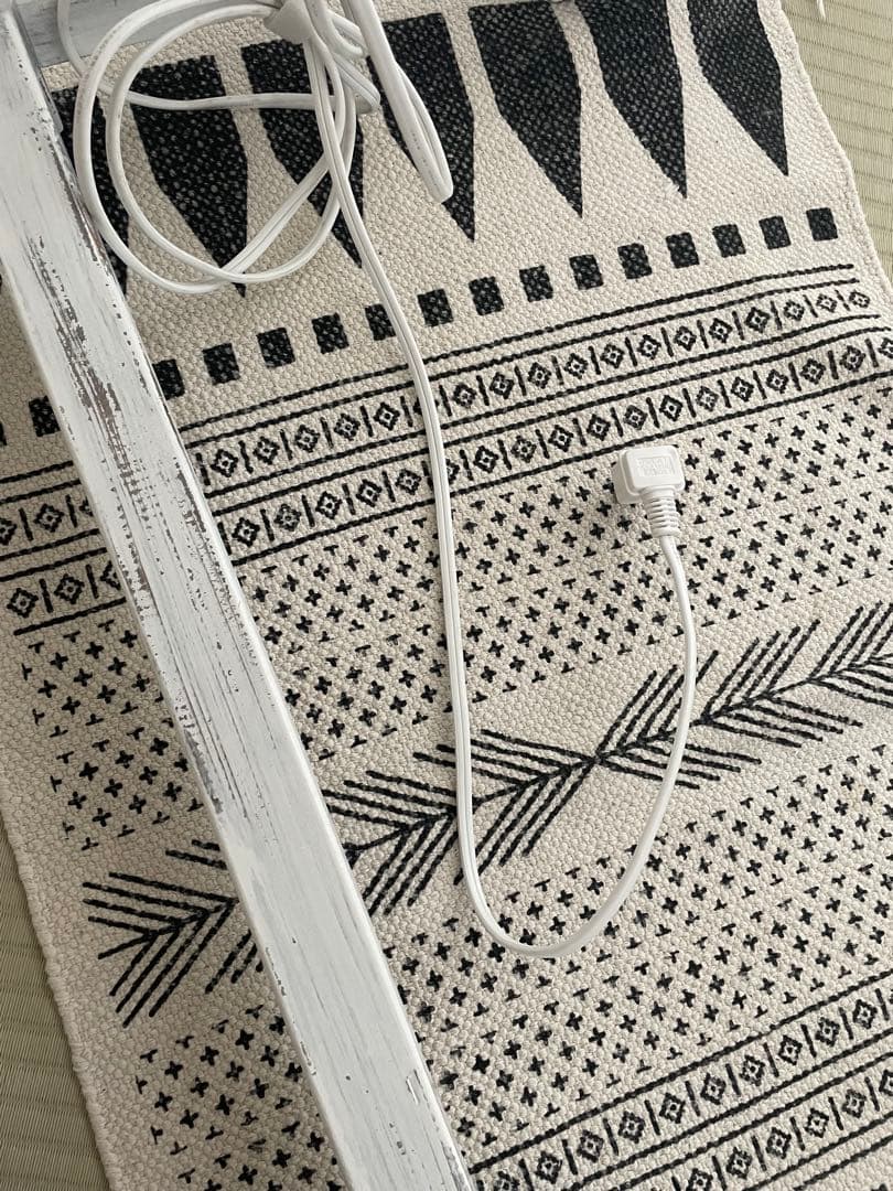 アンティーク机　デスク　勉強机　作業台　白テーブル　ドレッサー　つくえ