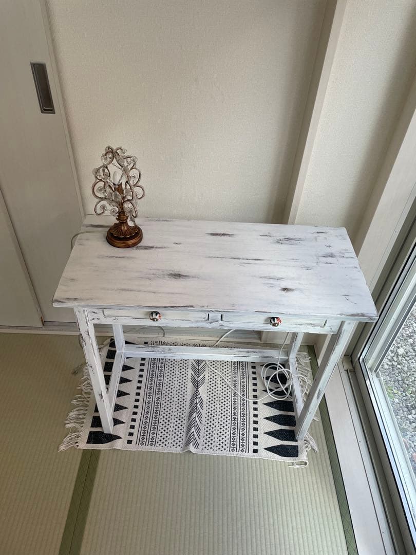 アンティーク机　デスク　勉強机　作業台　白テーブル　ドレッサー　つくえ