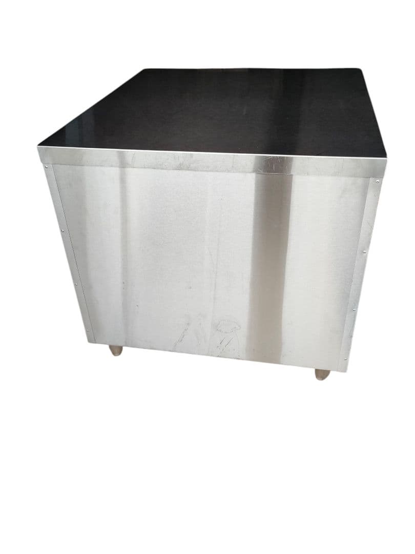 ステンレス　業務用　調理台　作業台　収納　地域限定配送