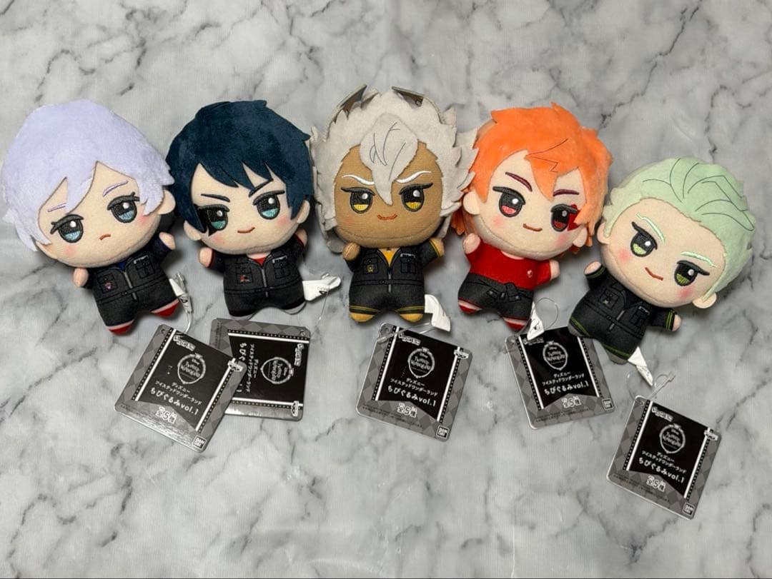 ツイステ　ちびぐるみ　運動着　エース　デュース　ジャック　エペル　セベク　1年生