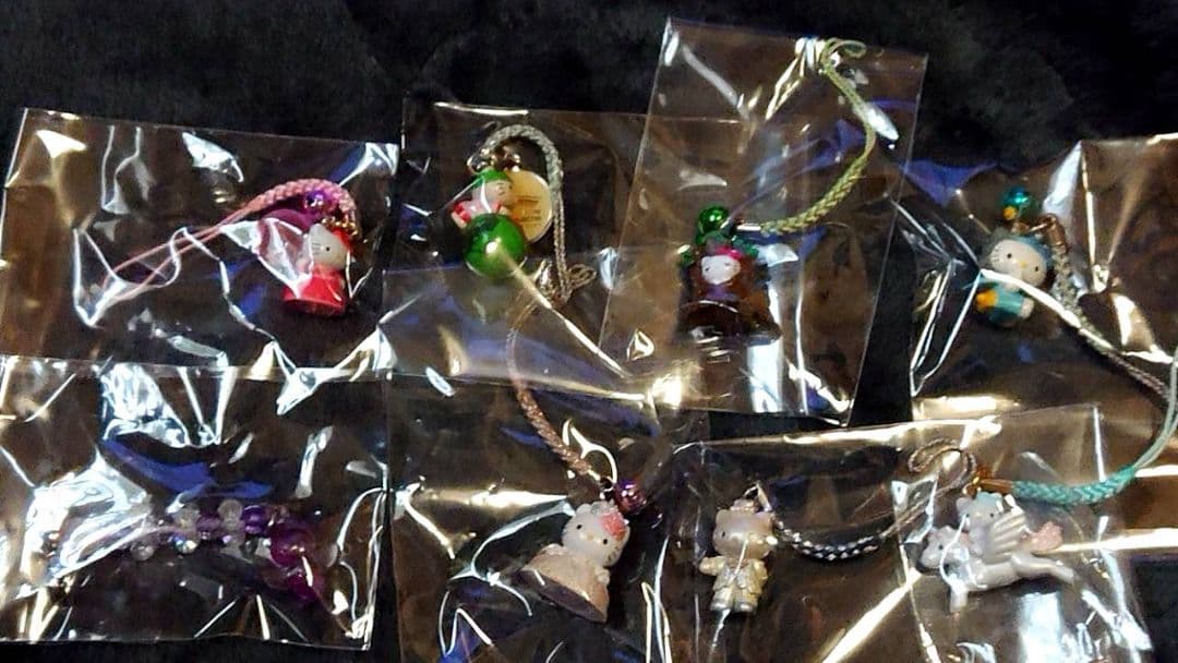 ふ*う様 ご当地ハローキティ ストラップ 95個セット　タグなし　レア