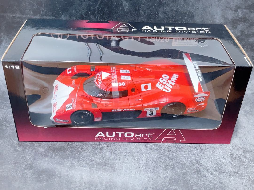 1/18 AUTOart トヨタ TS020 片山右京/鈴木利男/土屋圭市