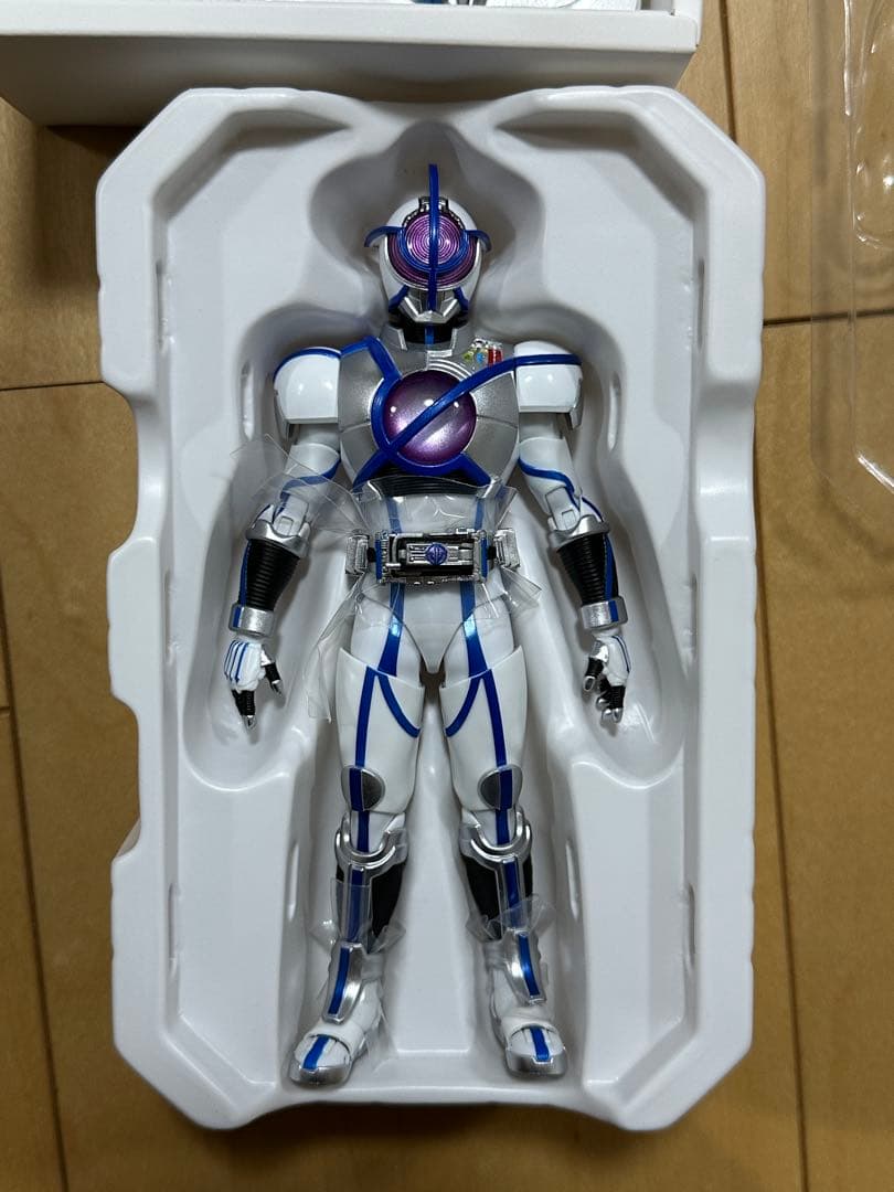 S.H.Figuarts真骨彫製法仮面ライダーサイガ