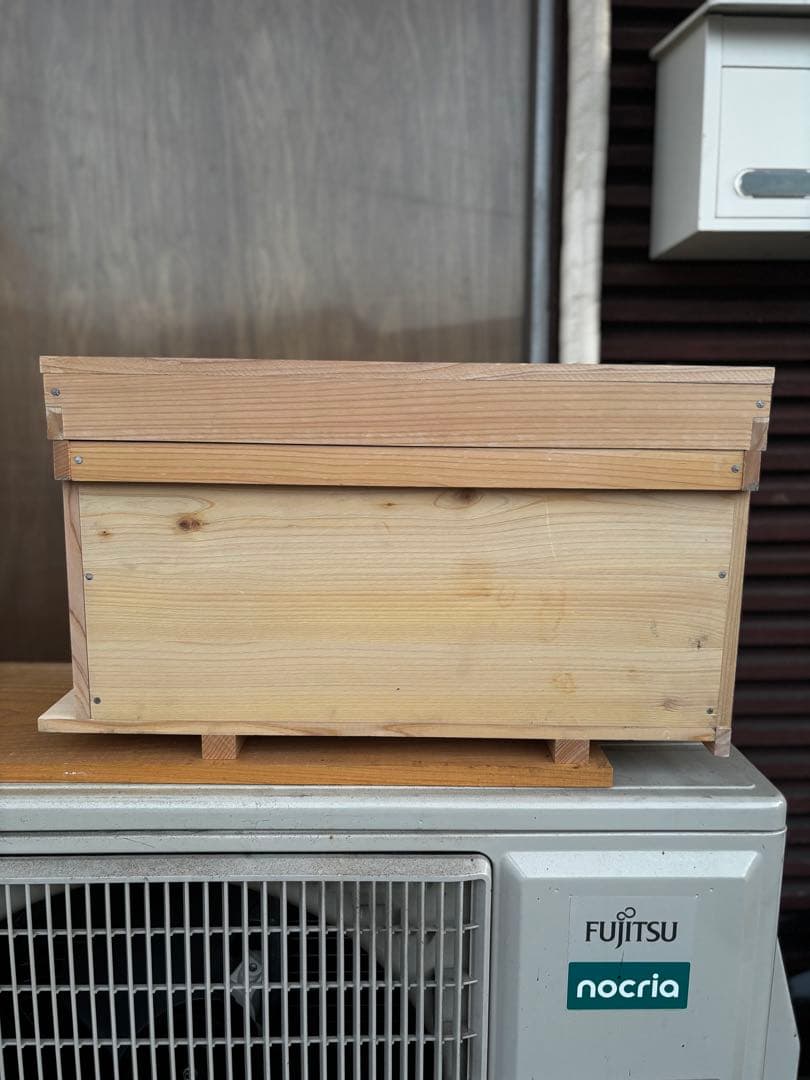 西洋ミツバチ巣箱　7枚がけ