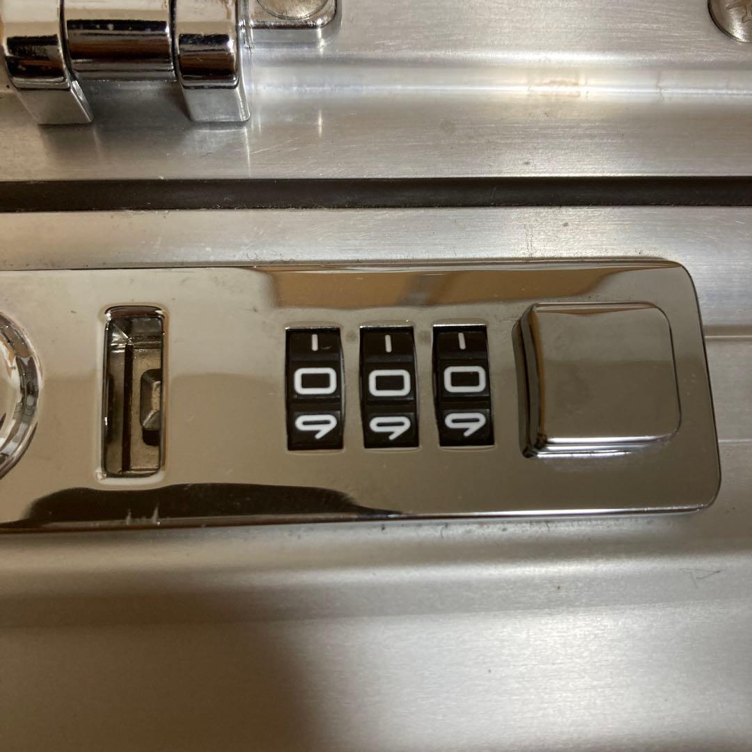 RIMOWA クラシックフライト アタッシュケース24L