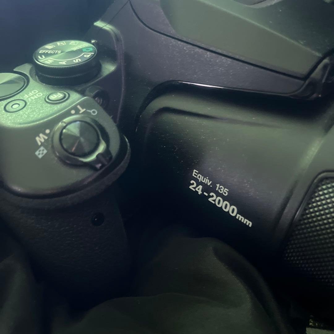 NIKON COOLPIX P600 カメラ　カメラショルダー　三脚セット