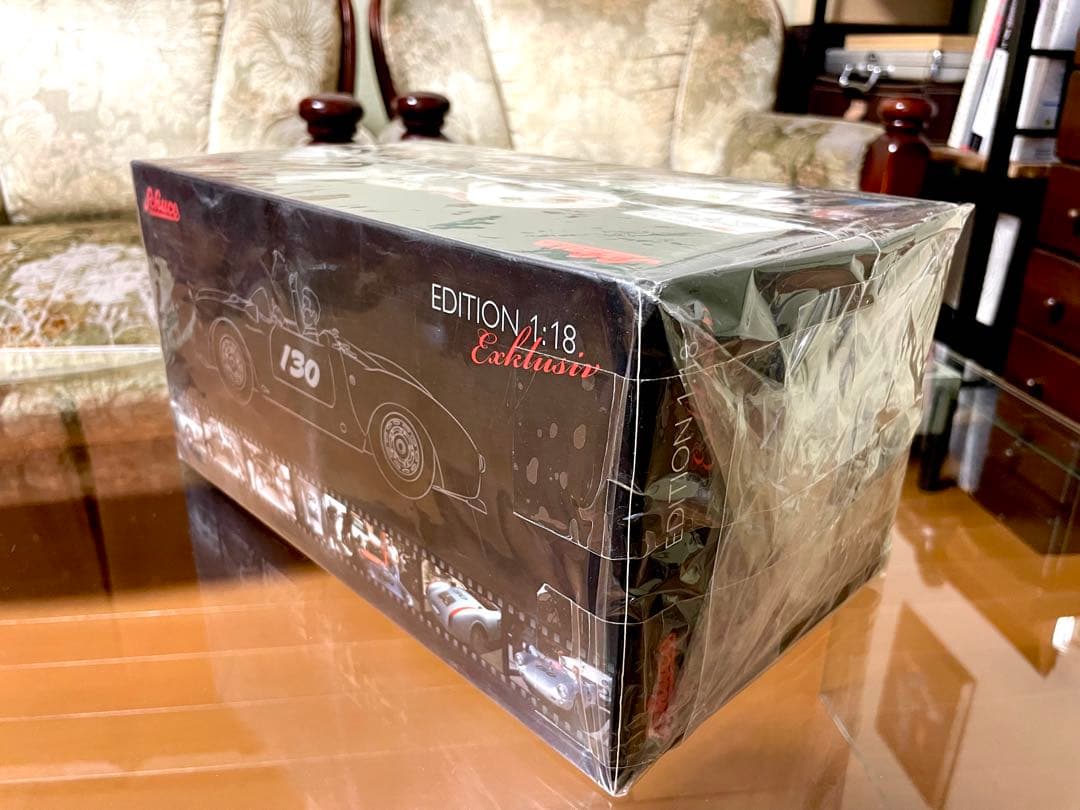 価格変更1/18 シュコー ポルシェ550Spyder ジェームスディーン限定品