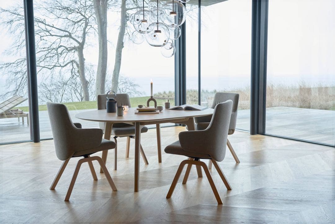 B*y様 ラウンド　ダイニングテーブル　伸長式　ナチュラル