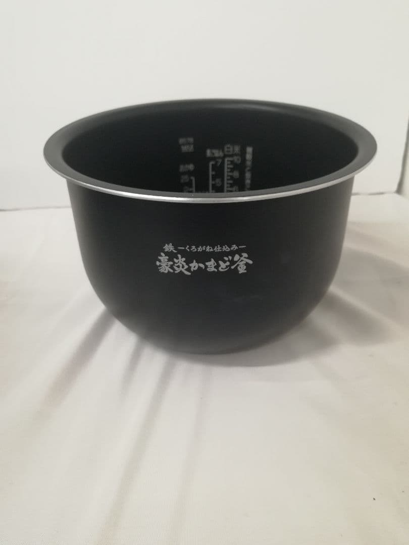 象印　圧力IH炊飯器　炎舞炊き　NW-PS18