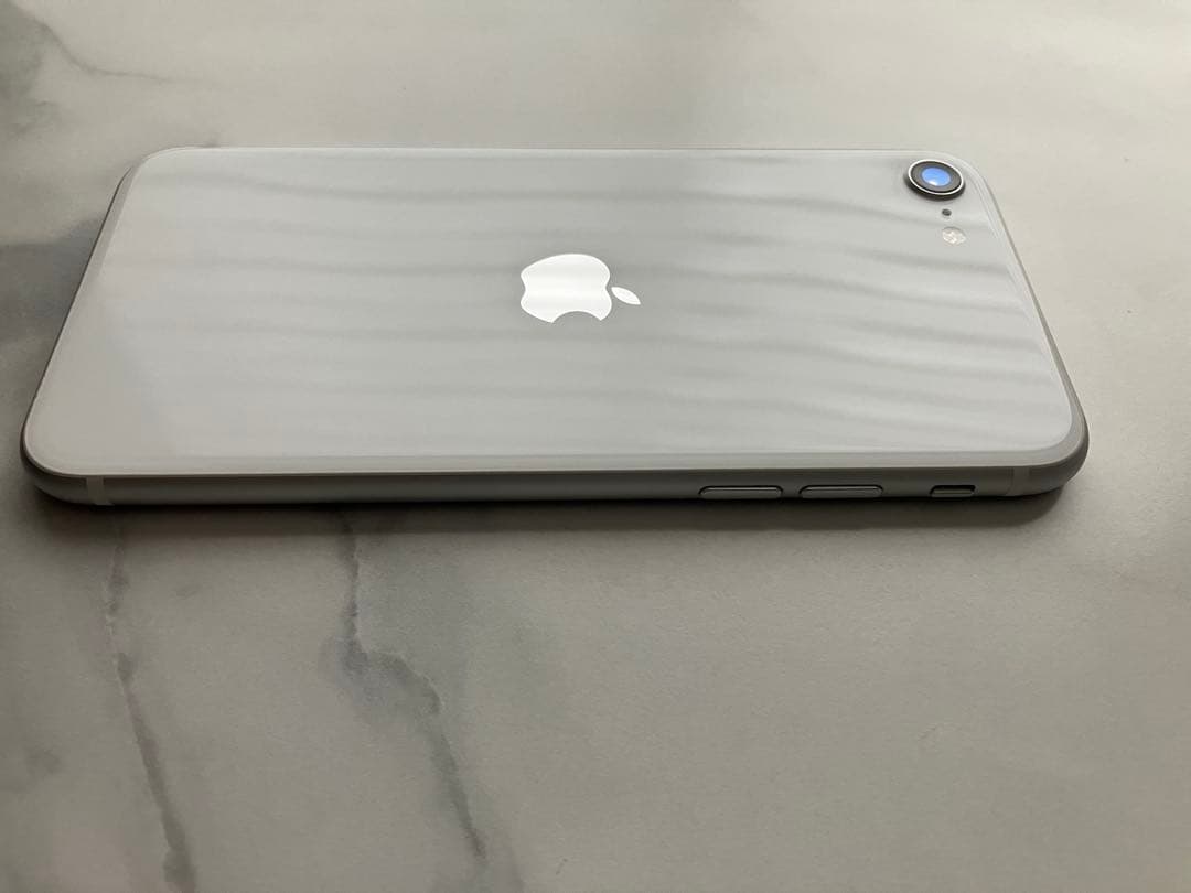 【美品】 iPhone SE 第2世代 SE2 64GB 本体