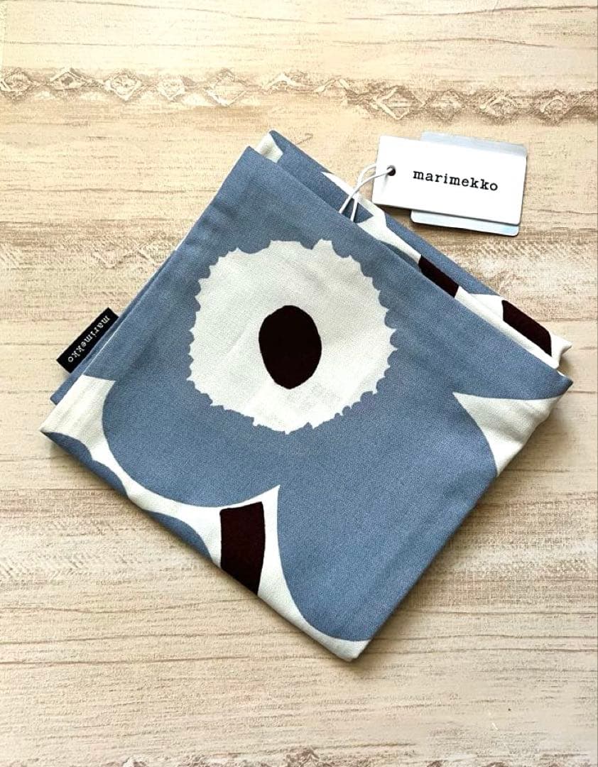 ☆新品未使用☆マリメッコ　marimekko クッションカバー　完売品　ウニッコ
