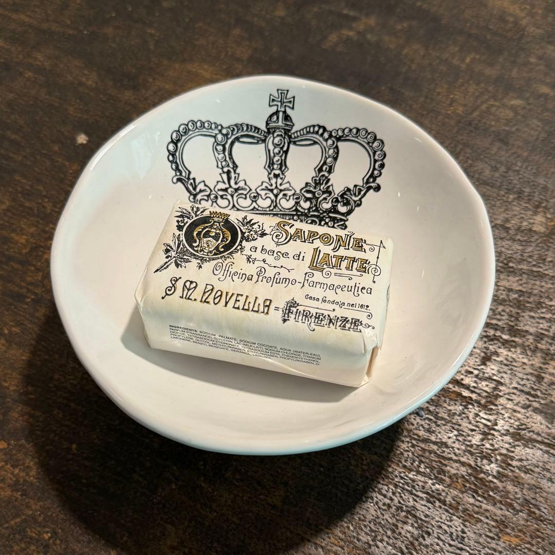 新品 Kuhn Keramik クラウン ソープディッシュ 15 x 5cm