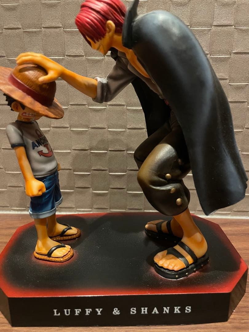 一番くじ ワンピースメモリーズ　A賞 ルフィ&シャンクス フィギュア