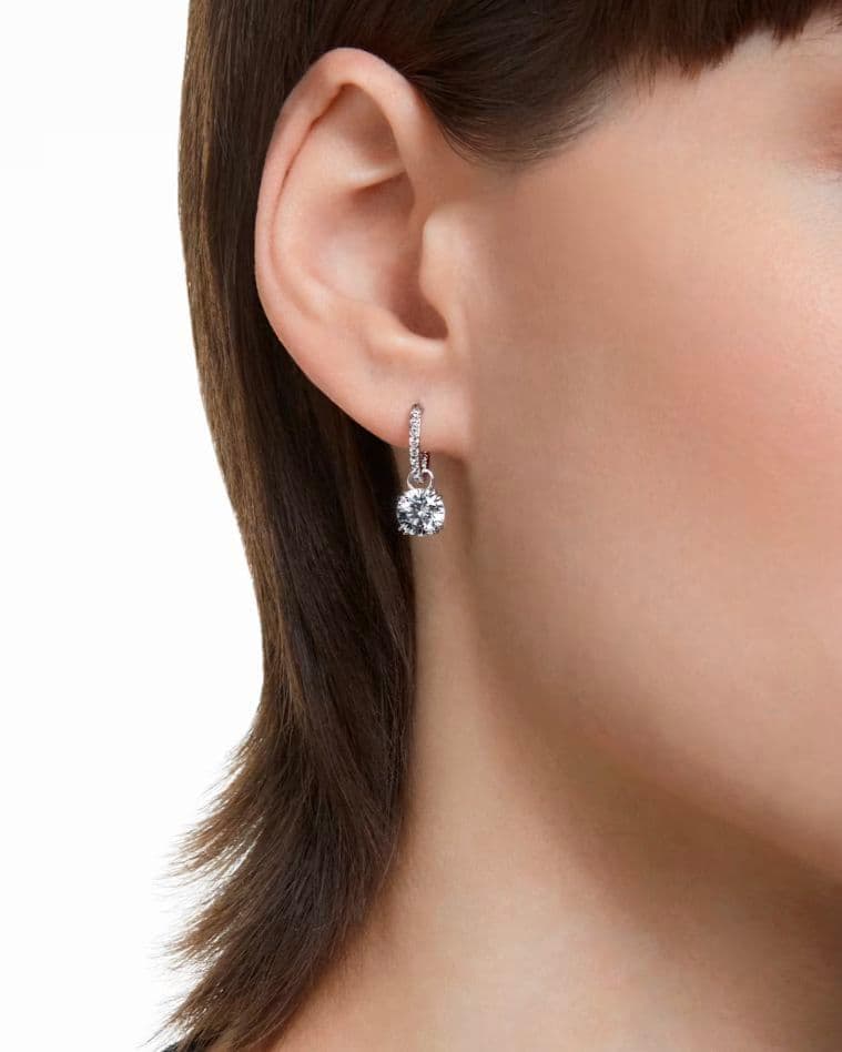 長期保管　未使用スワロフスキー Stilla 大粒ストーン ピアス　レディース