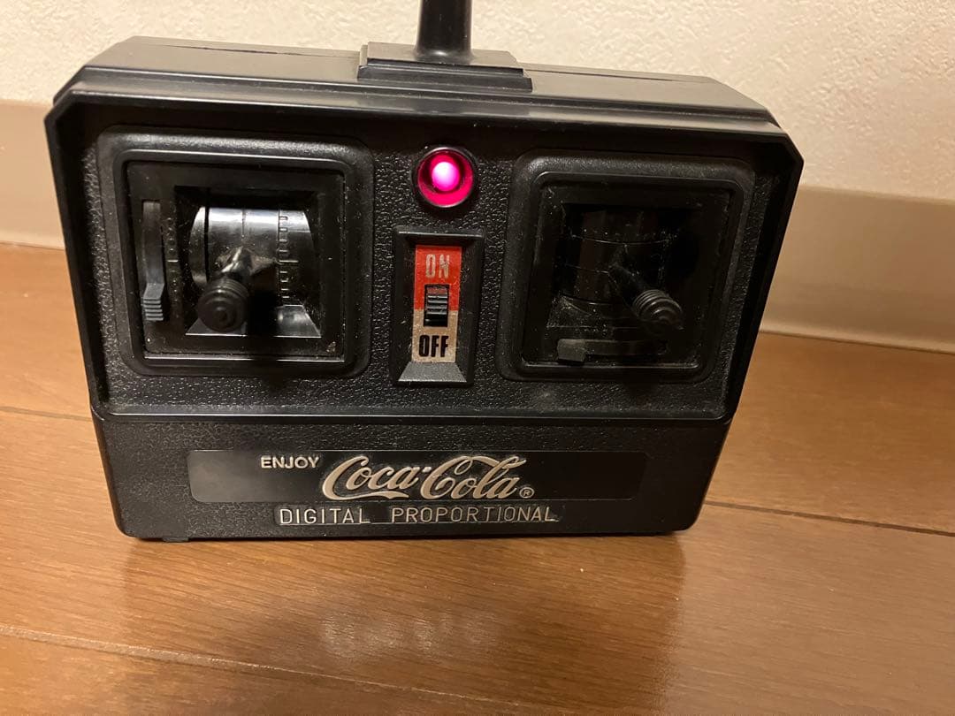 コカコーラ　ラジコン