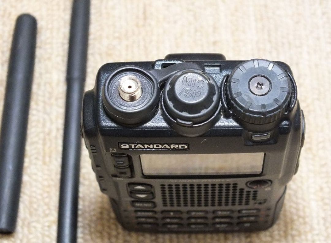 ５０／１４４／４３０ＭＨｚ　スタンダード　ＶＸ－８　ジャンク品