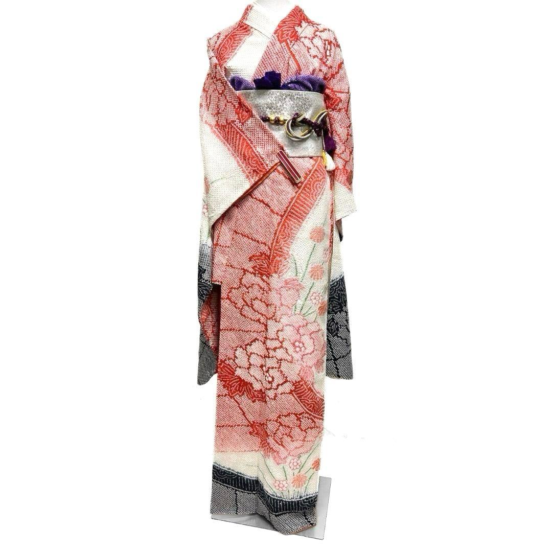 総絞り　牡丹　菊花　花模様　振袖　成人式 晴れの日 着物 032a p