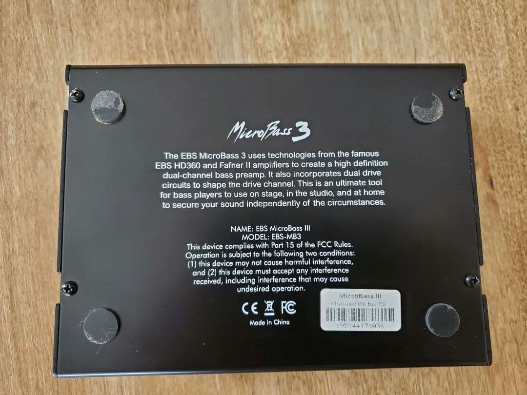 EBS MicroBass 3 ベース用プリアンプ