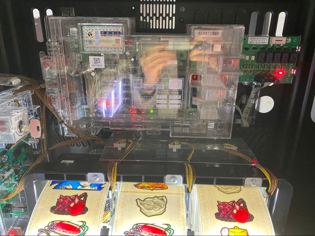 ★大都技研 パチスロ　不要機　双子パネル Re:ゼロから始める異世界生活