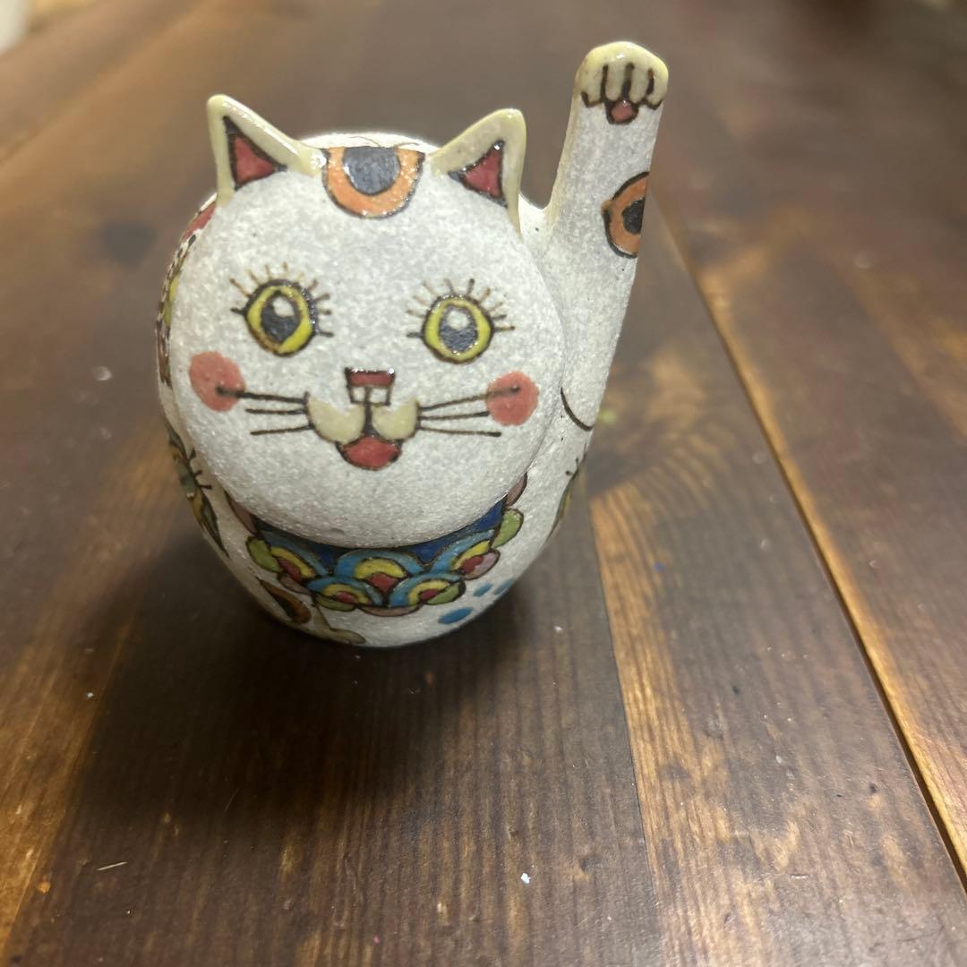 作家　陶芸作家　招き猫　手描き　左手上げ　商売繁盛　縁起物