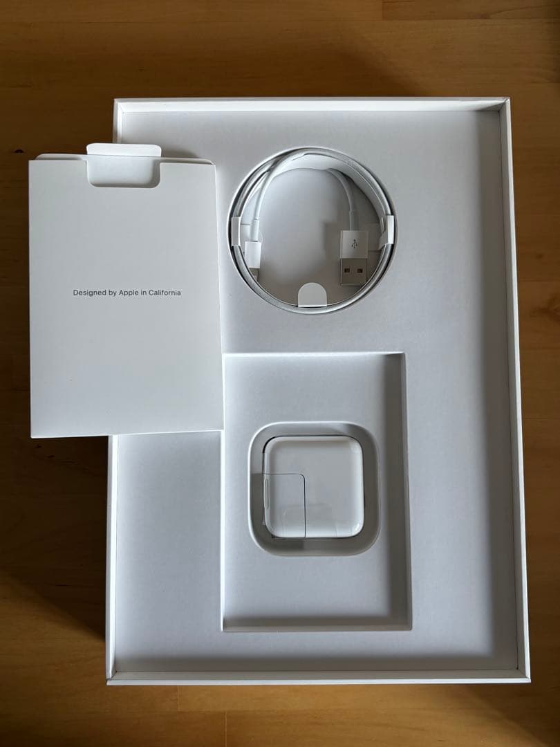 【値下げ】iPad 第7世代 本体 WiFiモデル 32GB（付属品・箱付き）