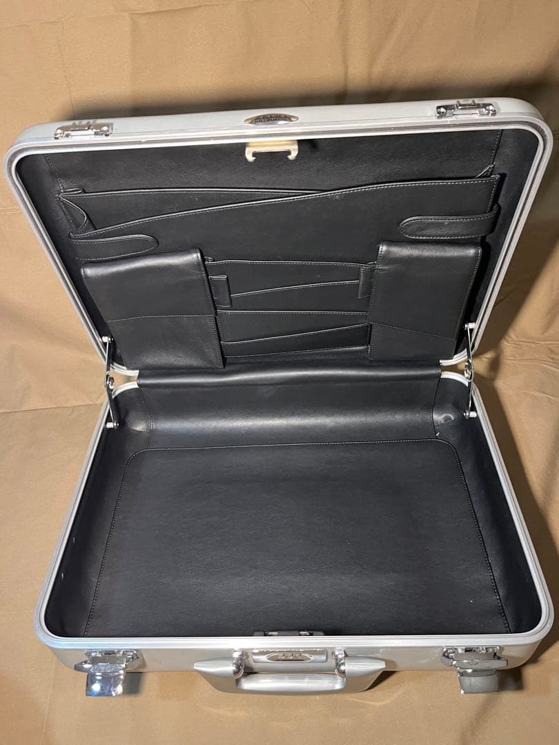 【美品】ゼロハリバートン　アルミアタッシュケース