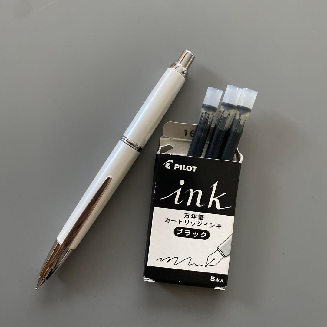 パイロットPILOTキャップレスデシモパールホワイト細字F