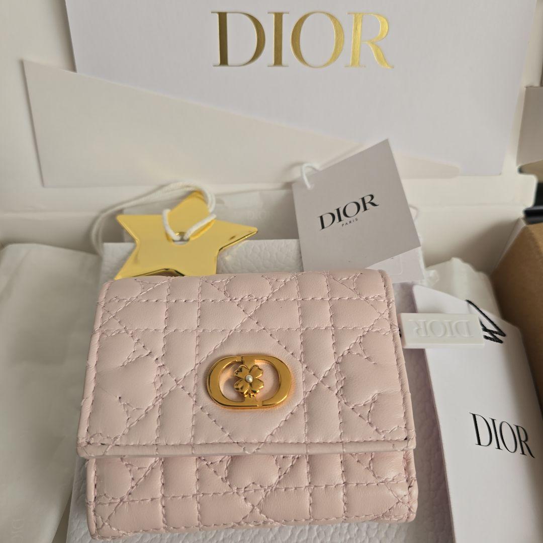 ディオール Caro Hibiscus Lジップウォレット ピンク