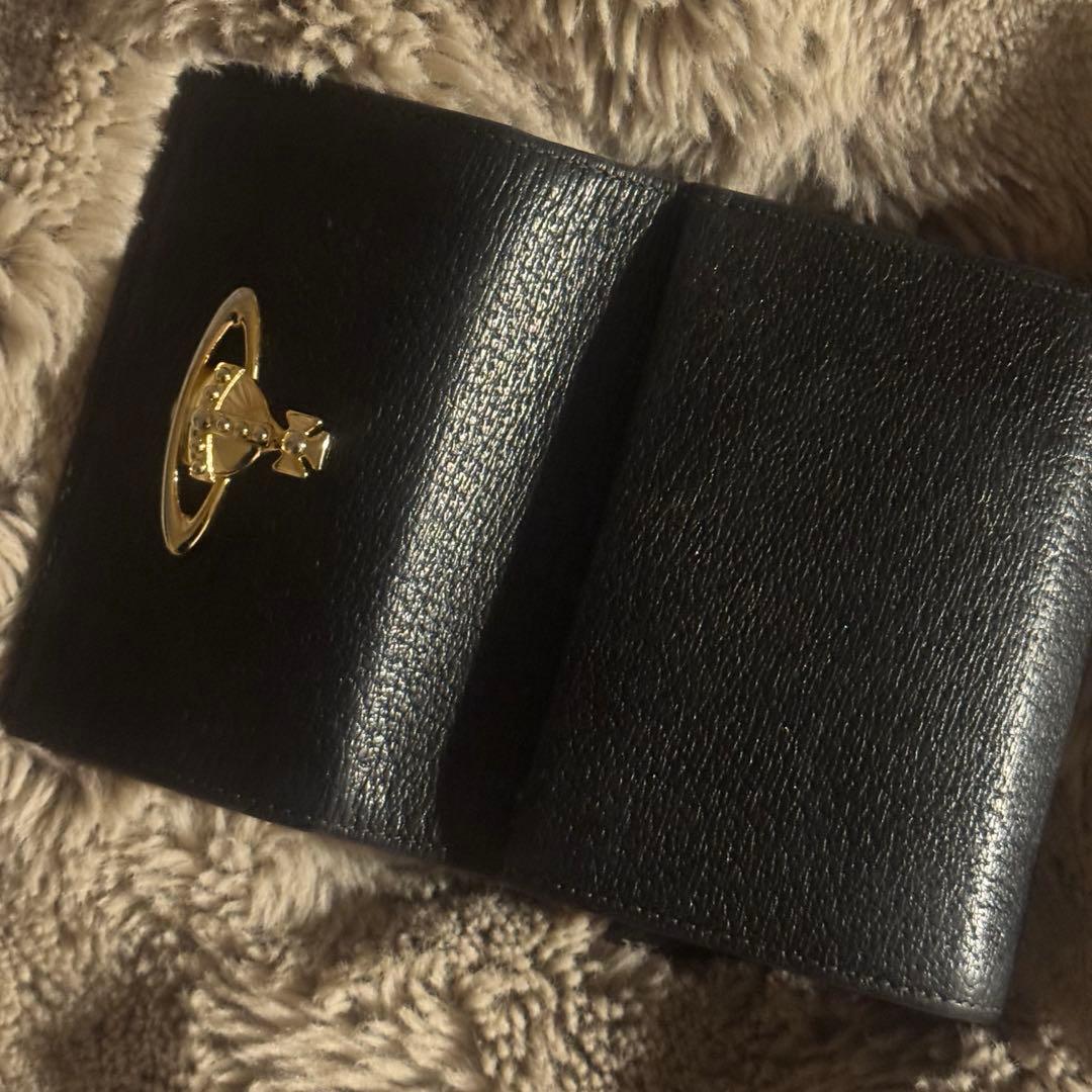 ヴィヴィアン財布三つ折り