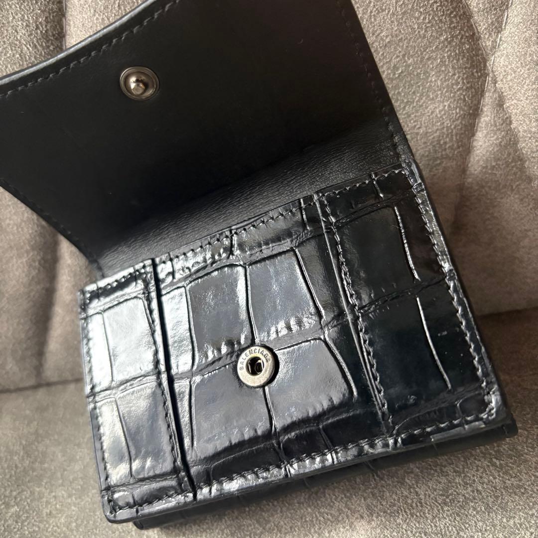 バレンシアガ 三つ折りブラック アワーグラス クロコ 型押し Bロゴ