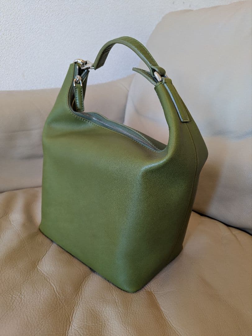 新品未使用　Patina HIROFU イタリア製　バッグ　モスグリーン 巾着