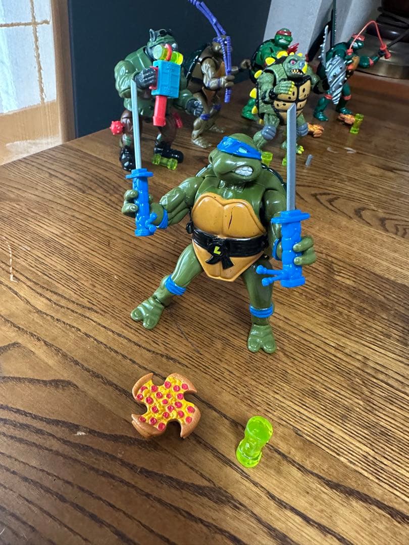 ミュータント・タートルズ フィギュアとビークルセット