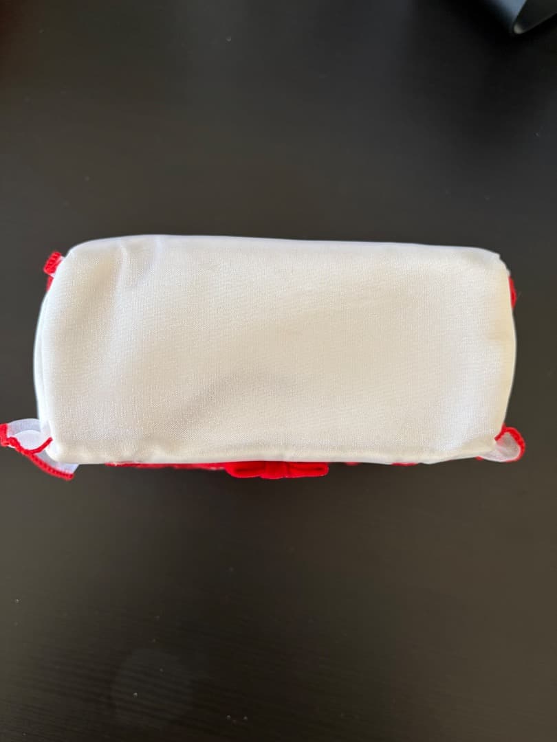 キティ　ショートケーキシリーズ　ポーチ　2025