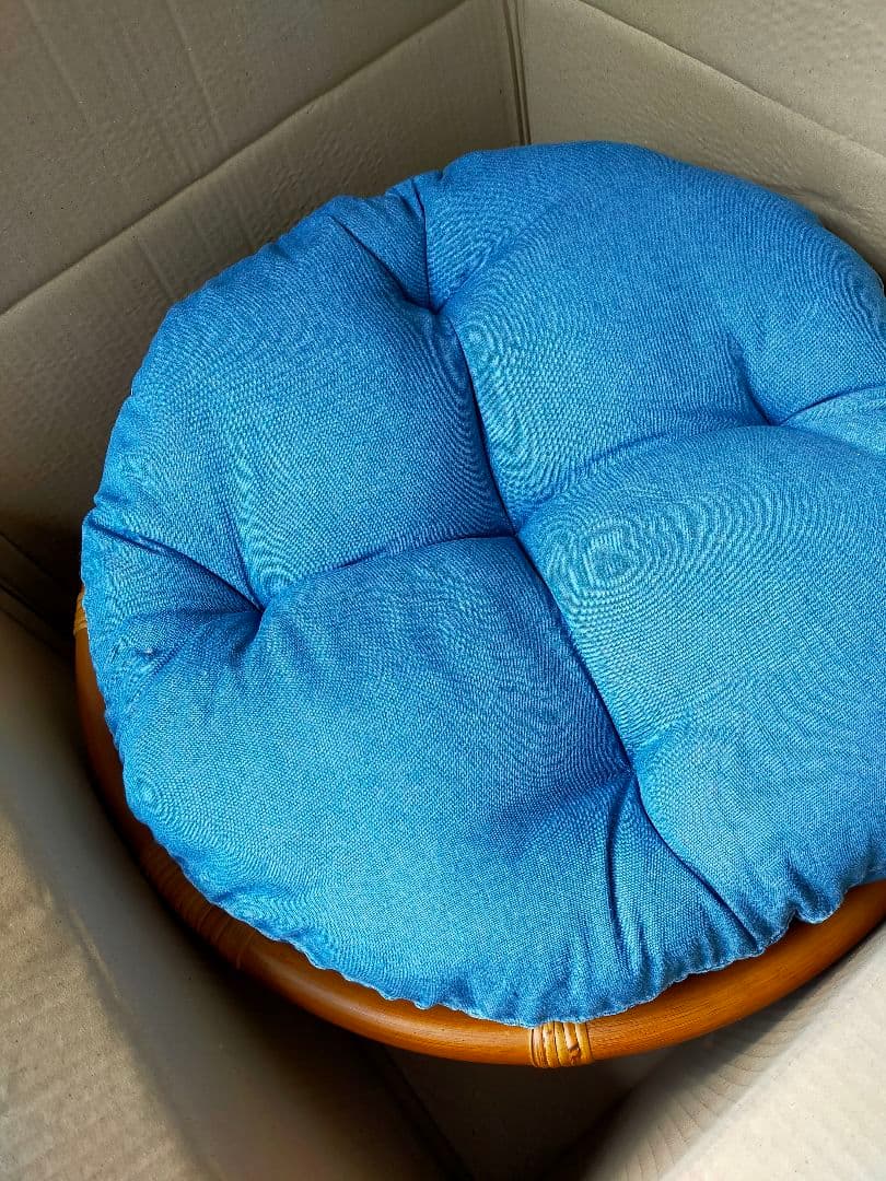 ラタン製　円形ベッド　猫　クッション付き