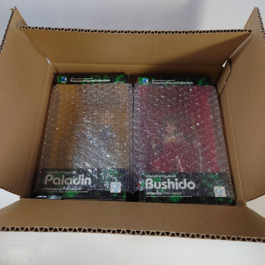 世界樹の迷宮 フィギュア パラディンの女の子 ブシドーの女の子 ★未開封新品★