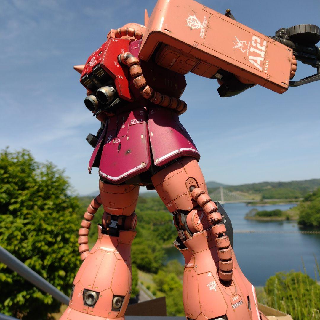 メガサイズ　MS-06S シャア専用ザクⅡ　塗装済完成品　1/48　ガンプラ