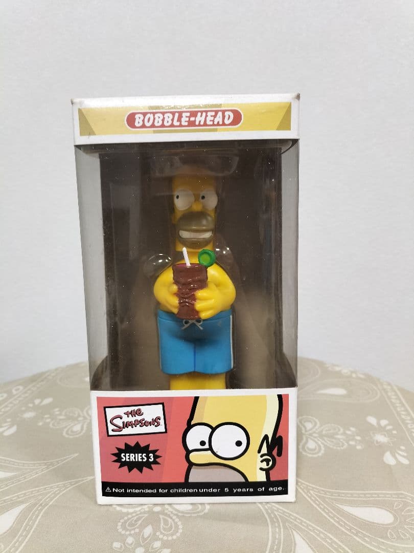 フィギュア4体セット　ホーマー・ラットフィンク・KFC・TIKI