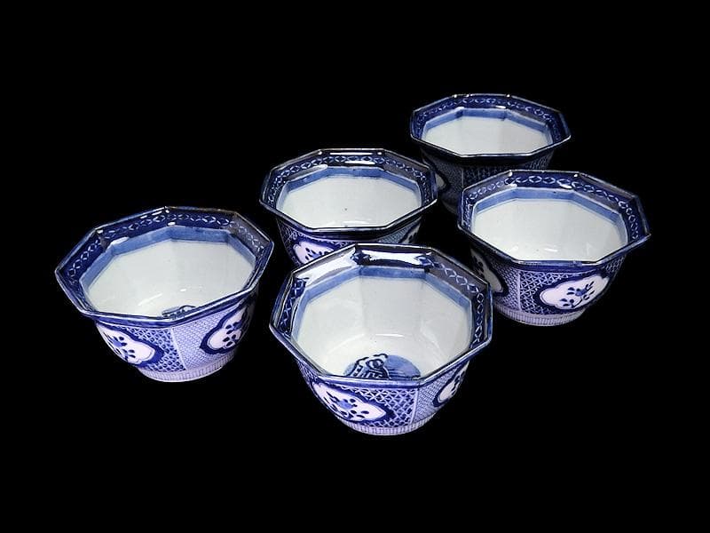 古伊万里　染付　毘沙門亀甲紋に花図　八角向付 ５客　A234AS-DBb