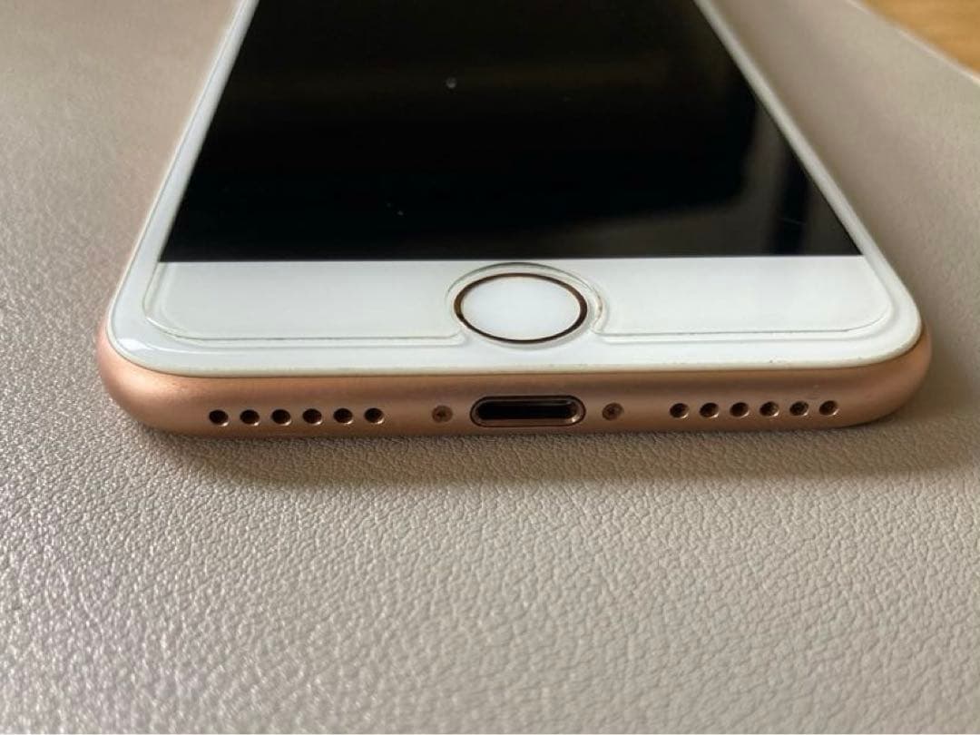 Iphone 8, バッテリー80%, ローズゴールドカラ