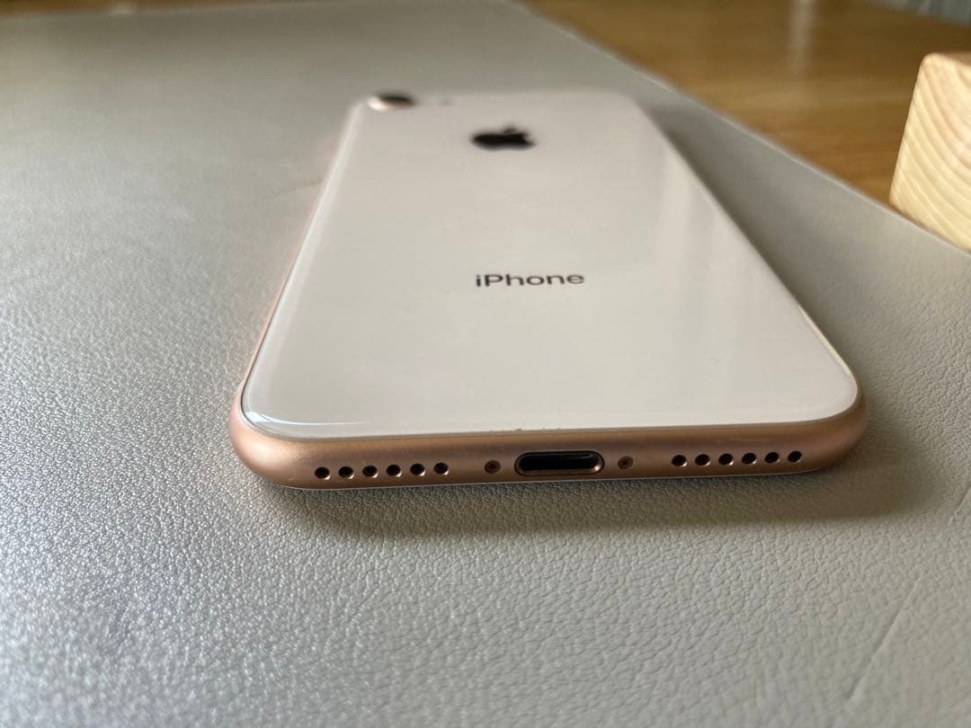 Iphone 8, バッテリー80%, ローズゴールドカラ