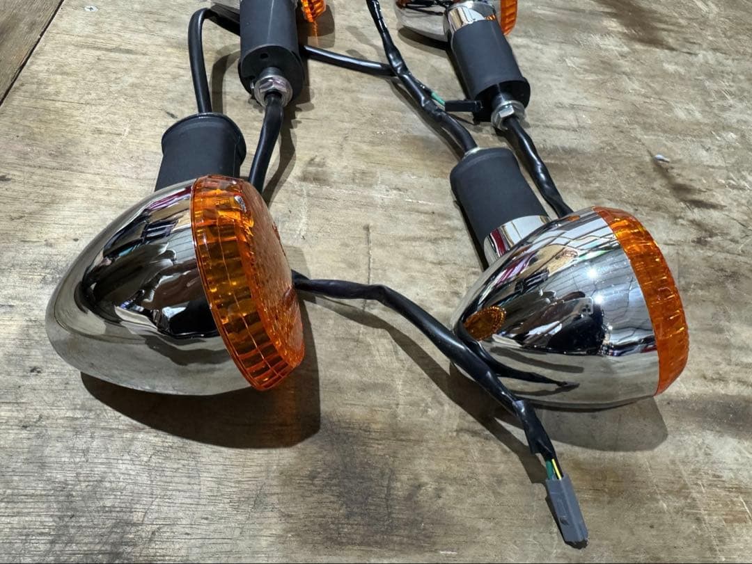 Kawasaki カワサキ　純正　w800 EJ800B ウインカー