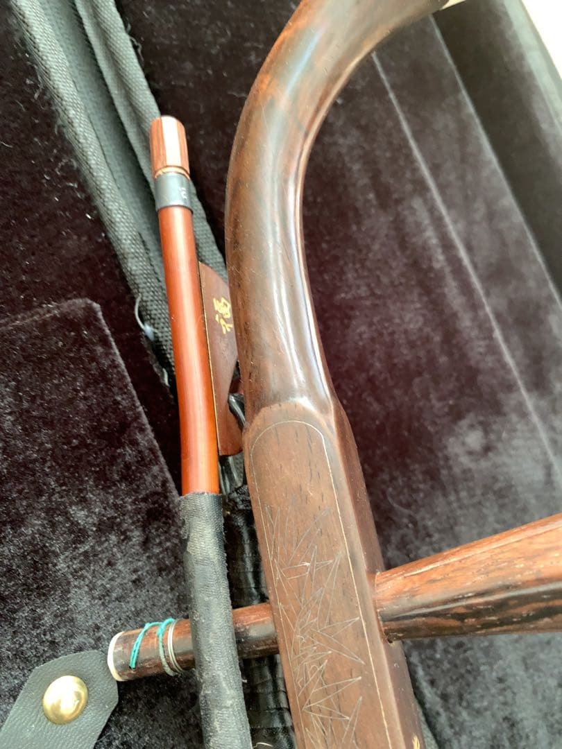 馬乾元制紫檀二胡