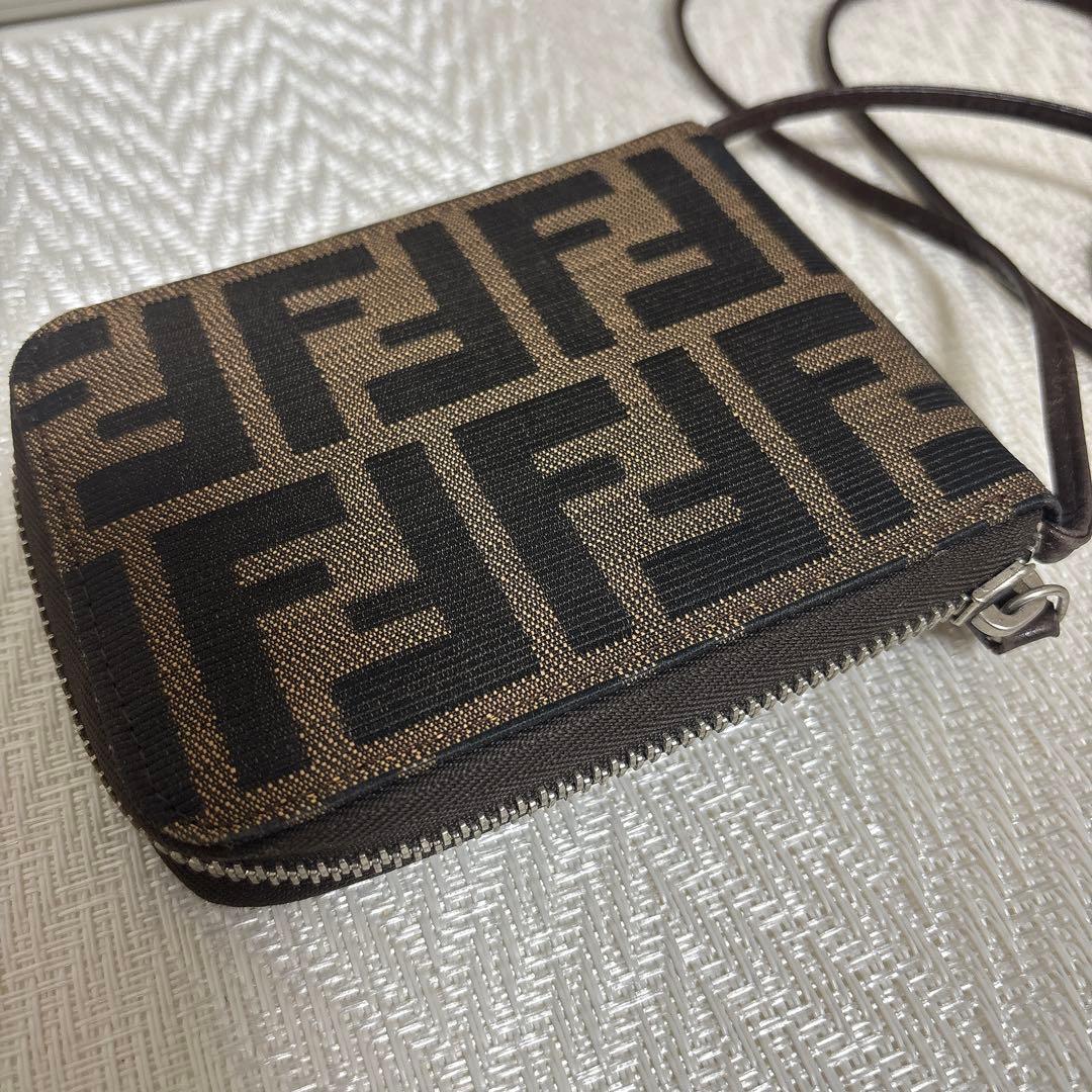 ❤️フェンディ FENDI ショルダーウォレット 肩掛け財布