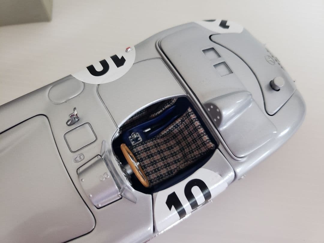 ミニカー MINICHAMPS 1/24 Mercedes-Benz 300 SLR