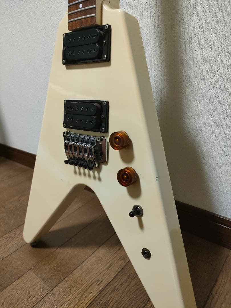 FERNANDES BSV-60 フェルナンデス フライングV ビンテージ