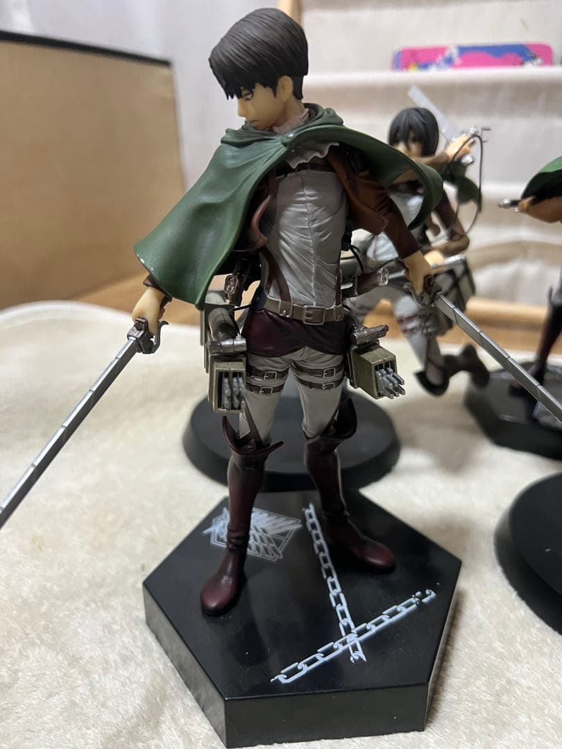 進撃の巨人 リヴァイ フィギュア 6体セット