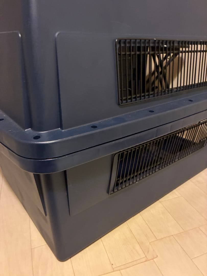 大型犬用ダークブルーケージ