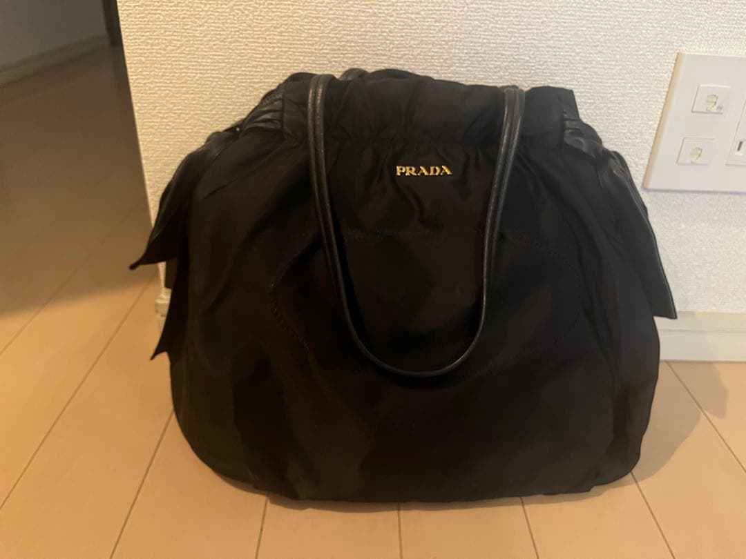 PRADA ブラック トートバッグ