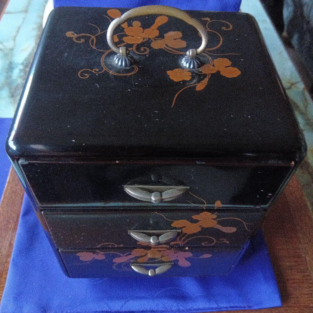 黒色の文房具収納ボックス 3段引き出し